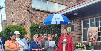 VÍA CRUCIS